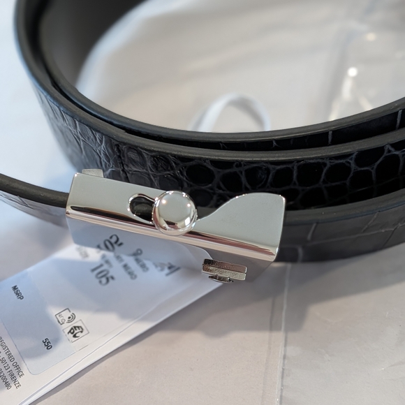 Salvatore Ferragamo Black Belt with Silver Buckle - Picture 6 of 6